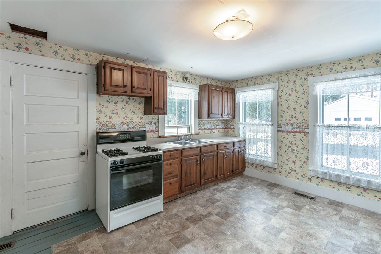 224 Sawnee Bean Road Thetford, VT 05075 - Photo 1 of 23