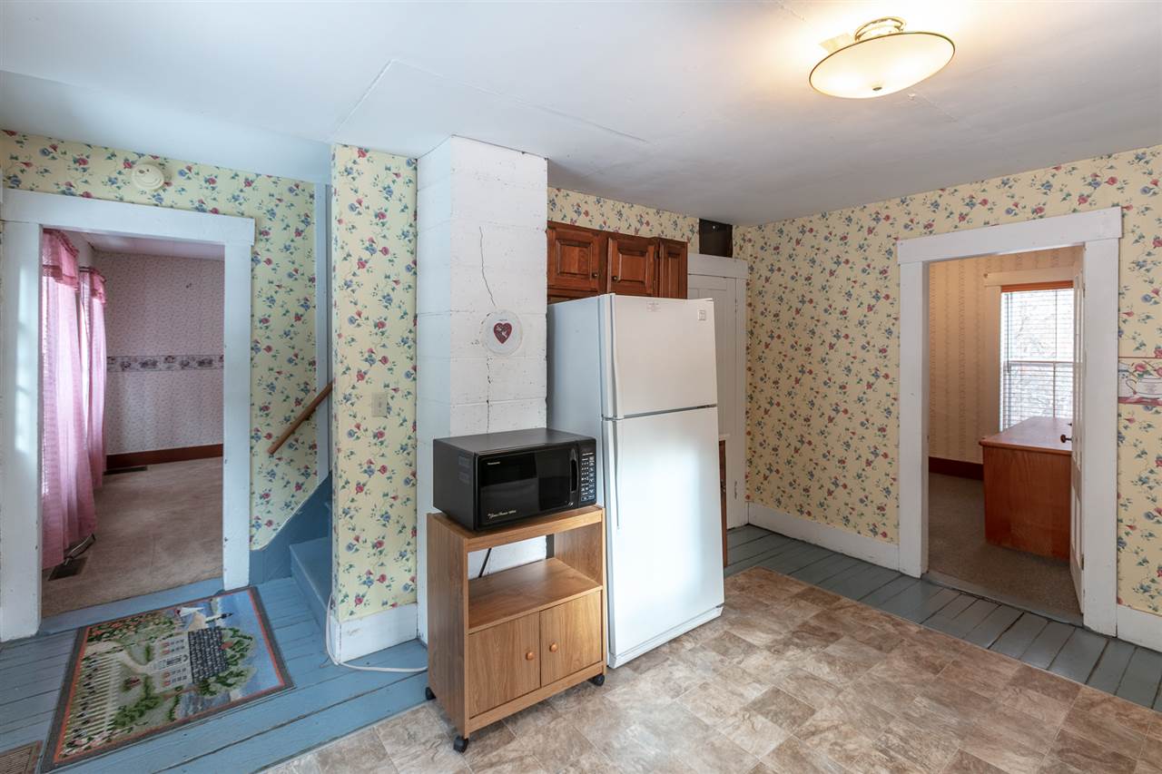 224 Sawnee Bean Road Thetford, VT 05075 - Photo 3 of 23