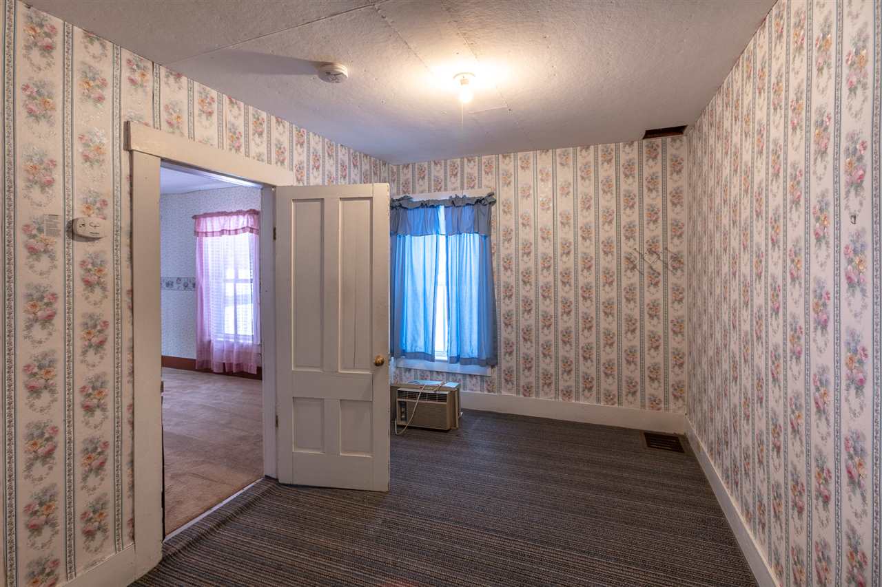 224 Sawnee Bean Road Thetford, VT 05075 - Photo 8 of 23