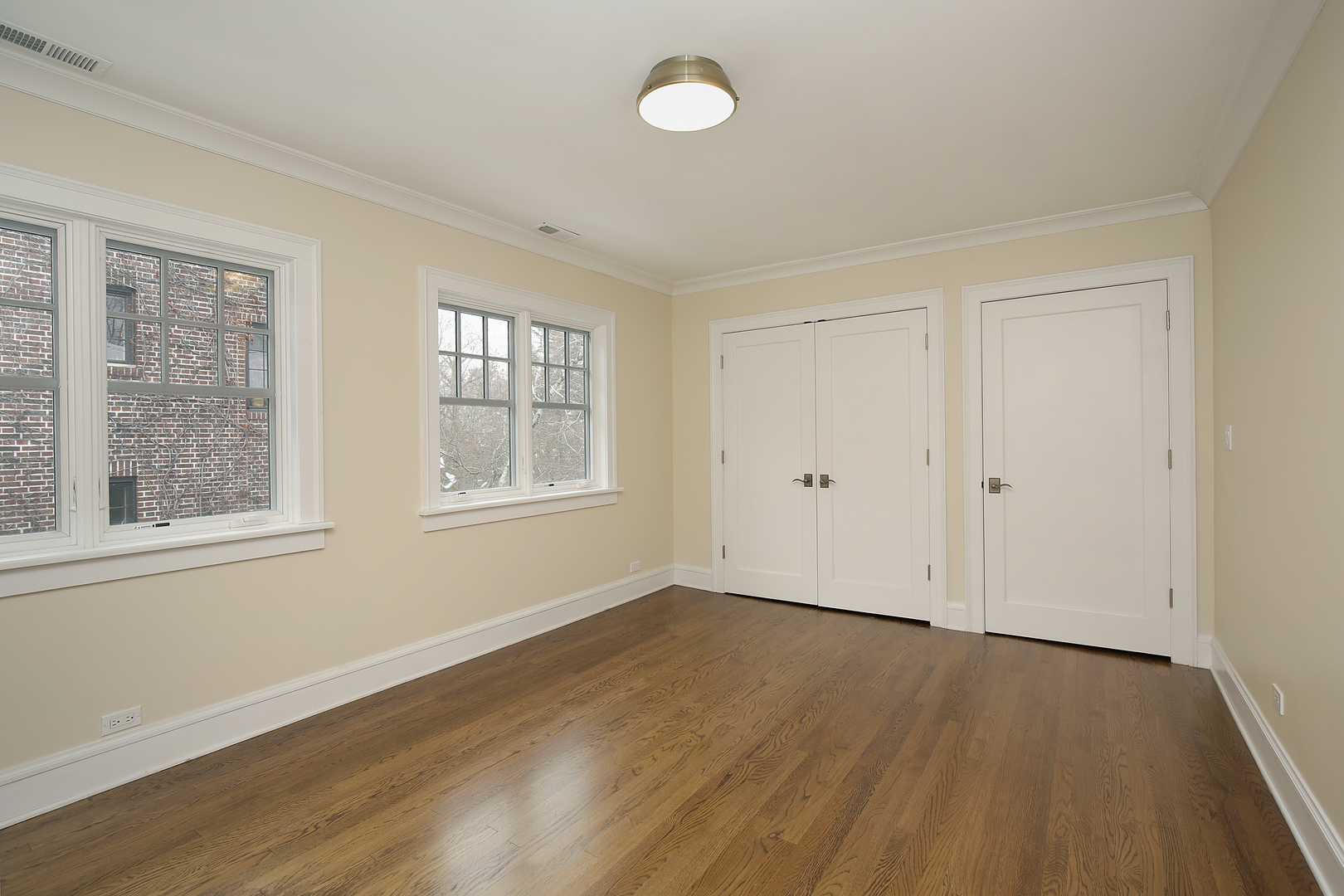 2734 Sheridan Road Evanston, IL 60201 - Photo 16 of 24