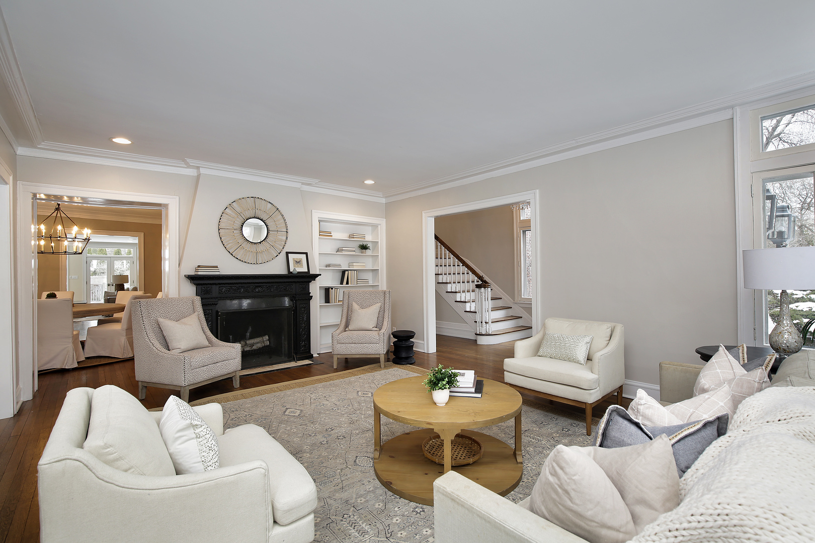 2734 Sheridan Road Evanston, IL 60201 - Photo 4 of 24