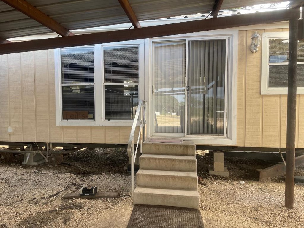 19831 West Rr 337 Camp Camp Wood, TX 78833 - Photo 3 of 27