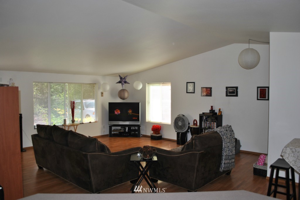 2116 Whiteman Road Southwest Lakebay, WA 98349 - Photo 6 of 11