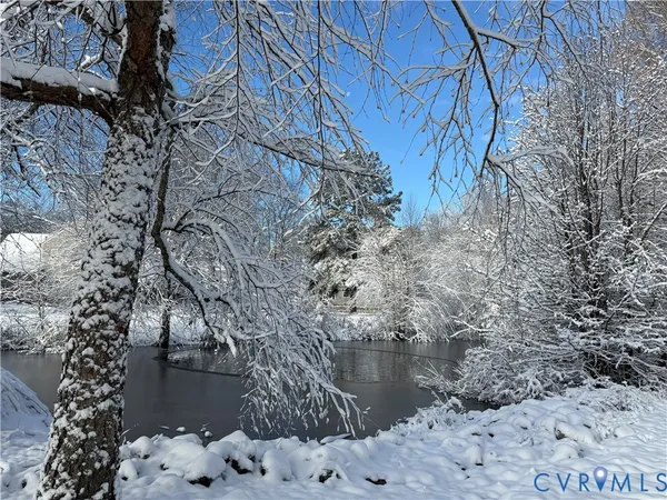 $235,000 | 2868 Woodbridge Crossing Court, Midlothian, VA 23112