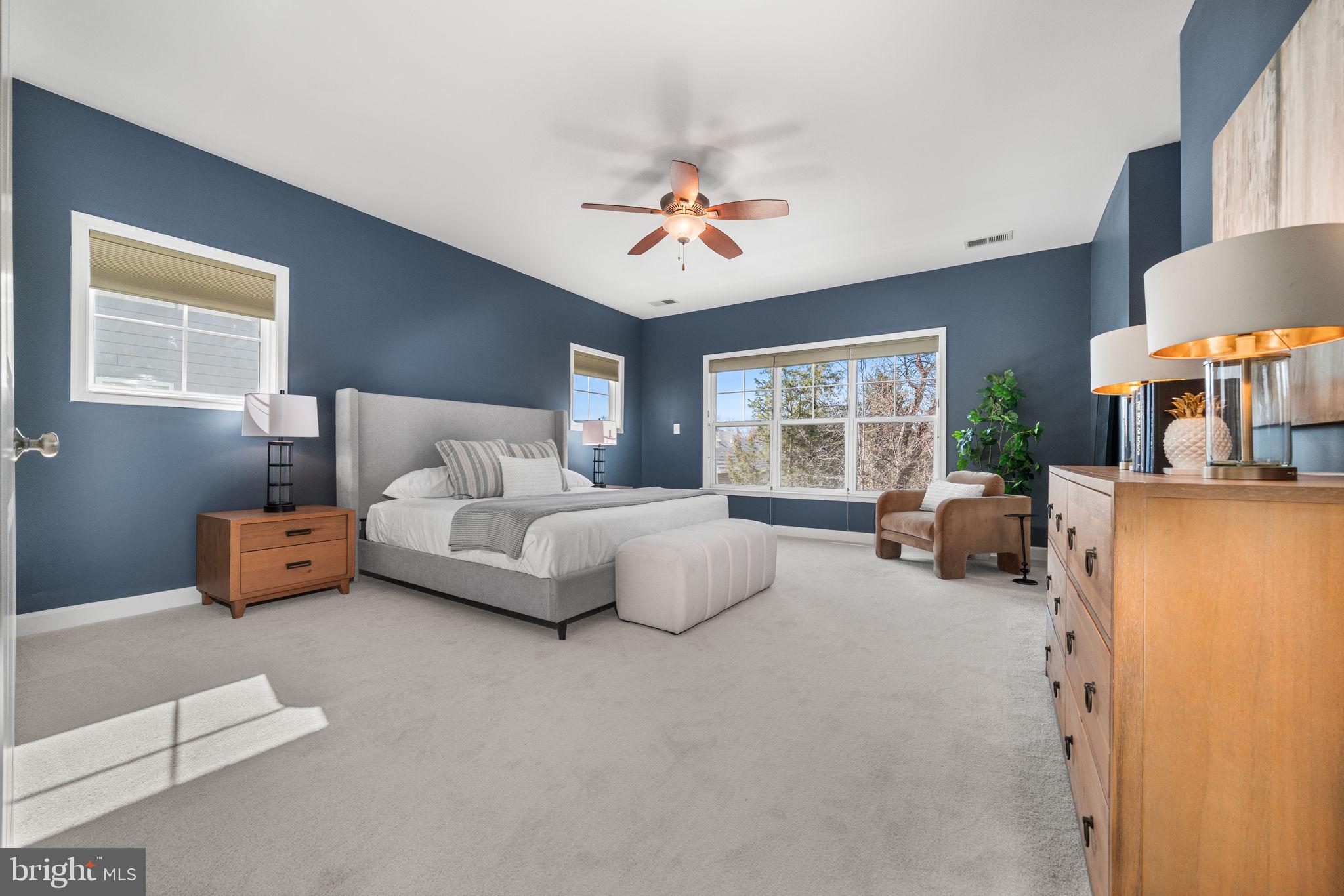 8032 Washington Road Alexandria, VA 22308 - Photo 27 of 50 a living room with furniture and a large window