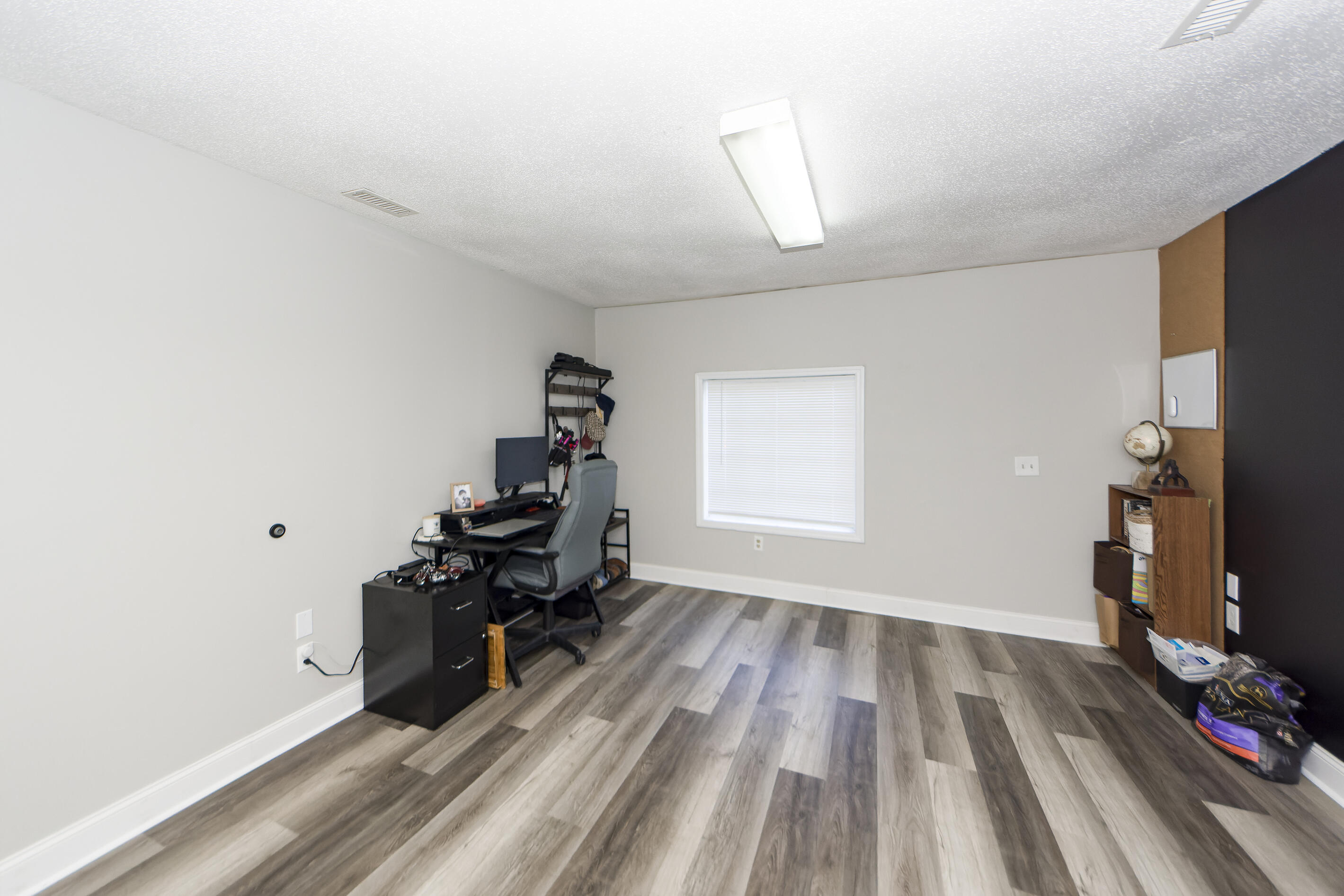 8309 Delhi Road North Charleston, SC 29406 - Photo 11 of 39 11