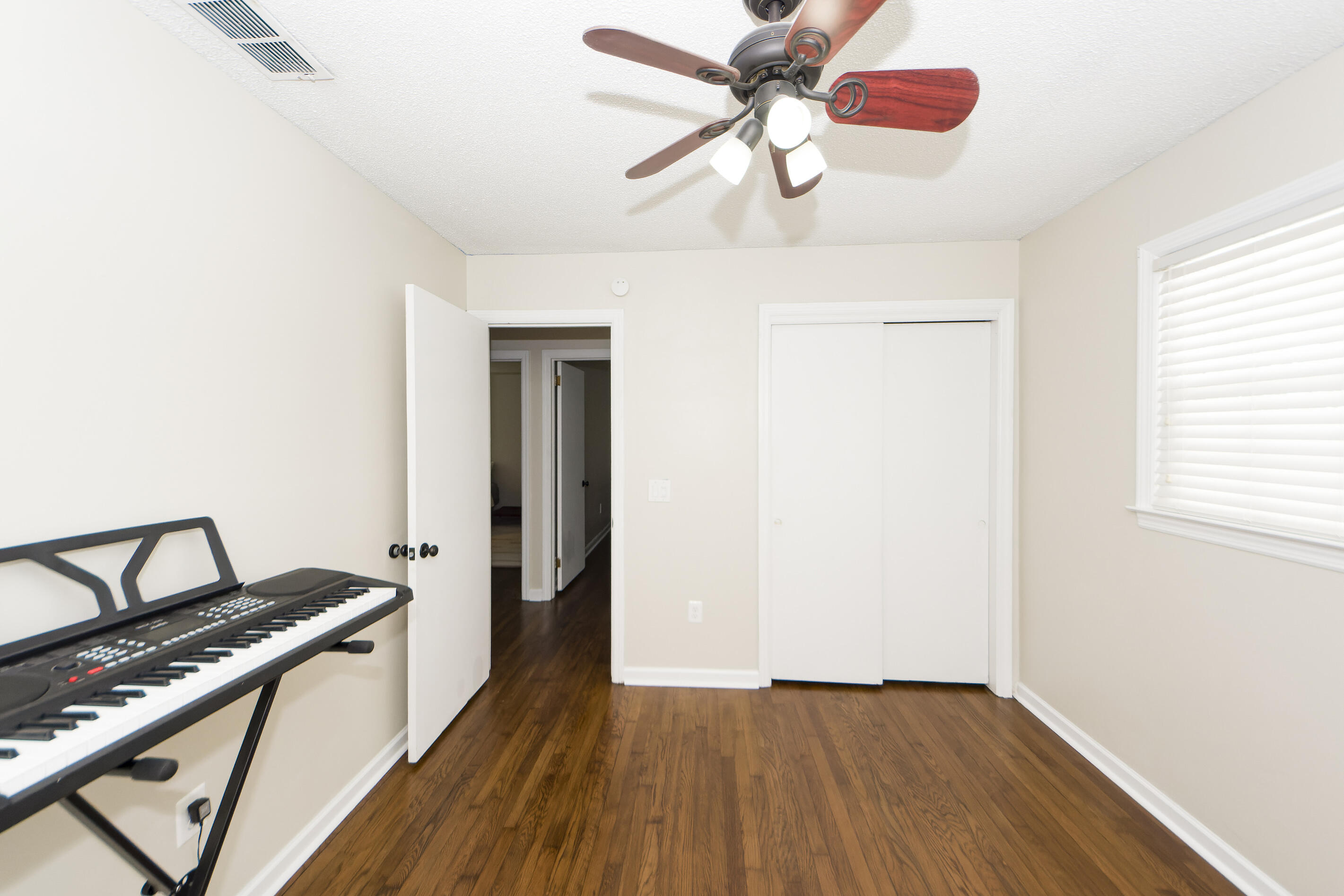 8309 Delhi Road North Charleston, SC 29406 - Photo 26 of 39 26