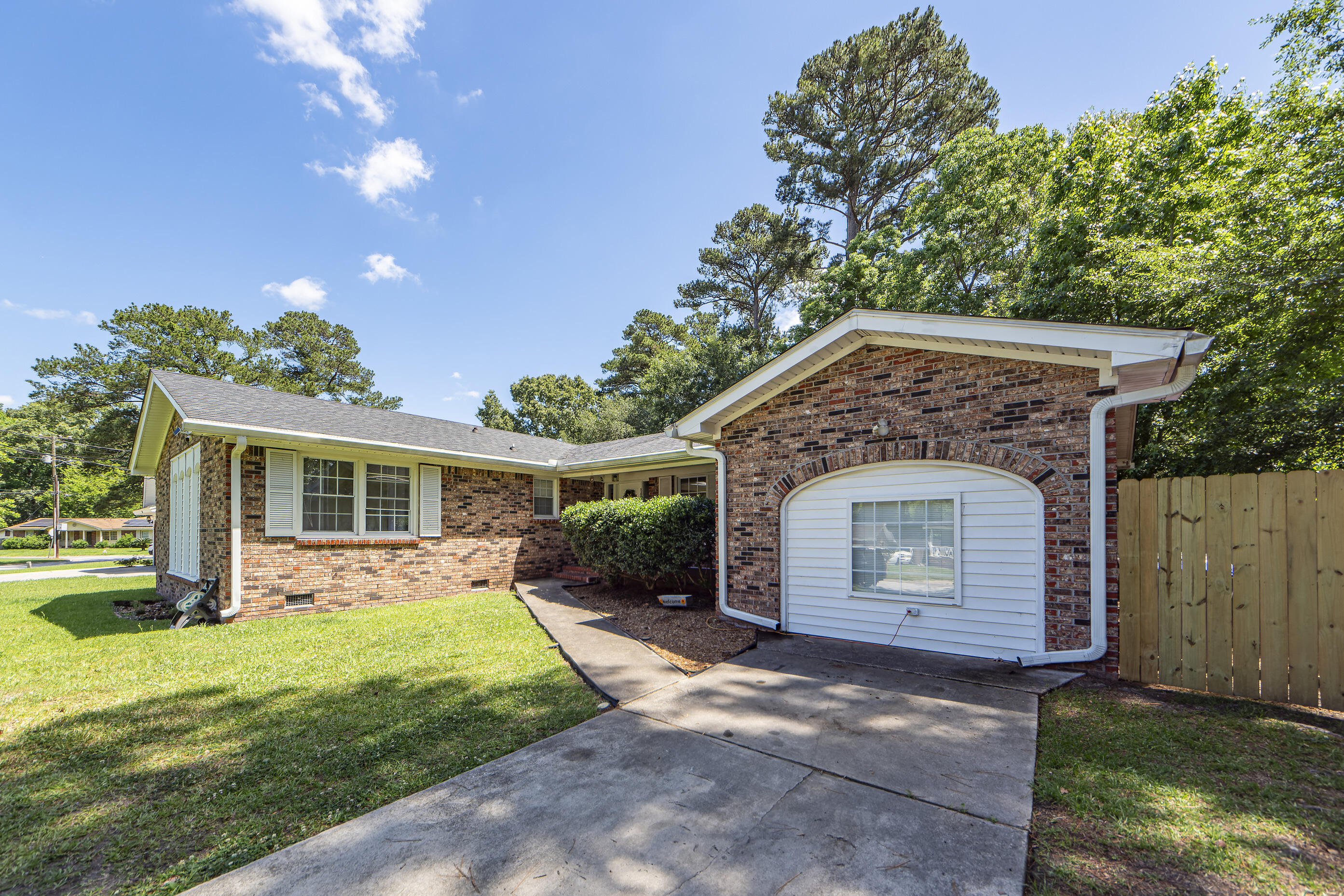 8309 Delhi Road North Charleston, SC 29406 - Photo 37 of 39 37