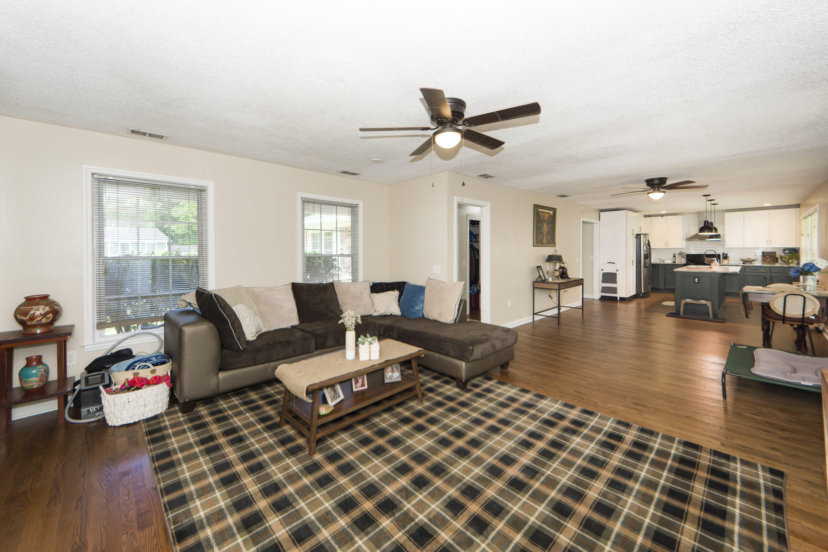 8309 Delhi Road North Charleston, SC 29406 - Photo 9 of 39 09