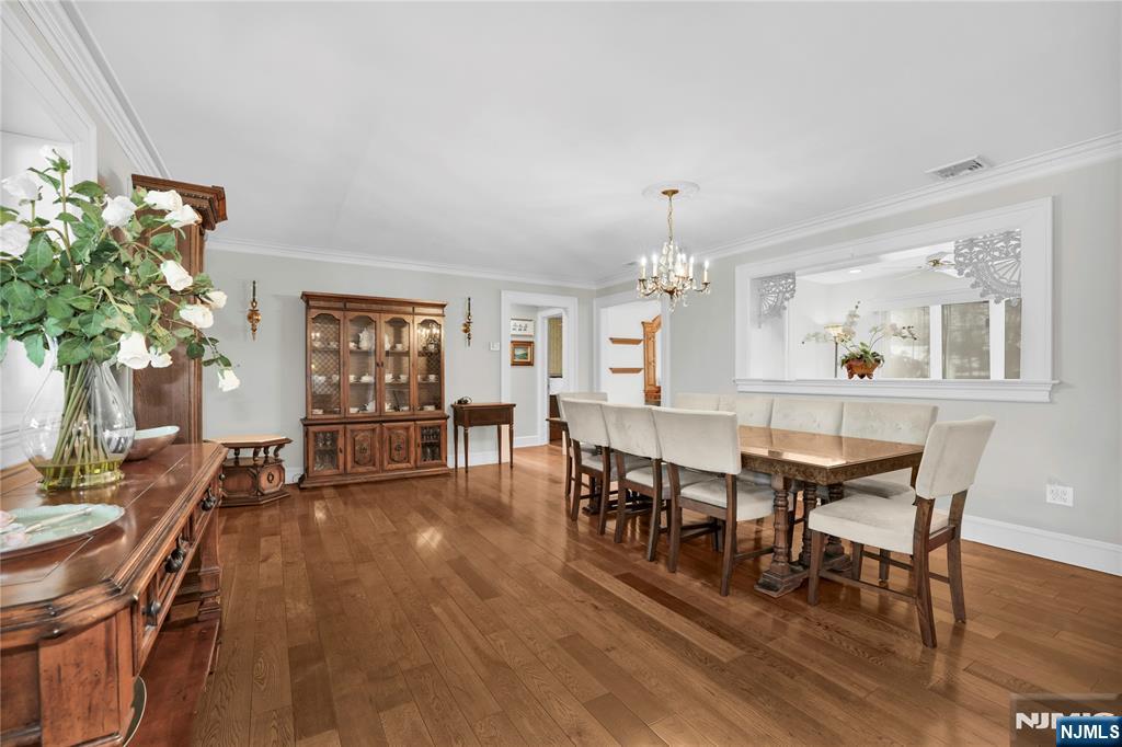 7 Dale Avenue Pompton Plains, NJ 07444 - Photo 13 of 30