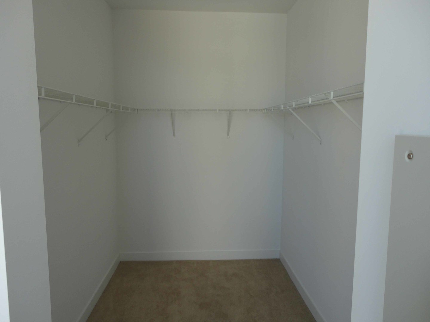 8 East Randolph Street, Unit 2208 Chicago, IL 60601 - Photo 12 of 23