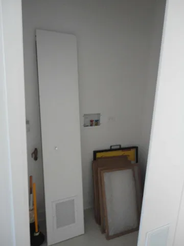 $3,750 | 8 East Randolph Street, Unit 2208, Chicago, IL 60601