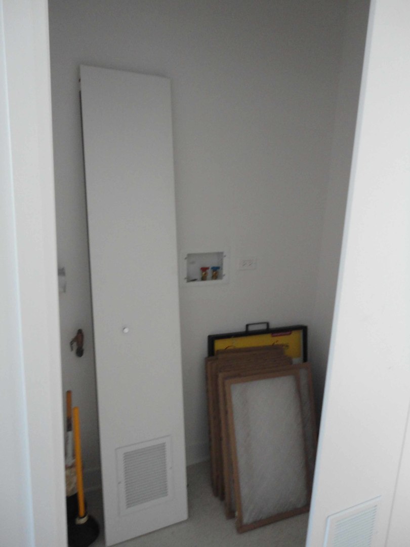 8 East Randolph Street, Unit 2208 Chicago, IL 60601 - Photo 8 of 23