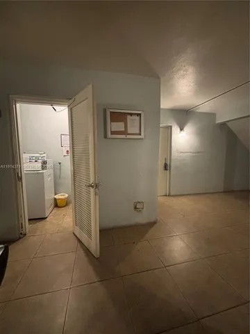 a view of a livingroom with an empty space