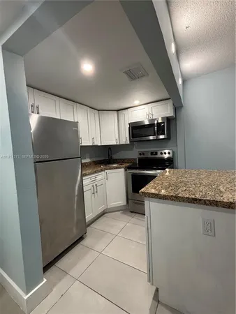 $1,450 | 260 South Cypress Road, Unit 103, Pompano Beach, FL 33060