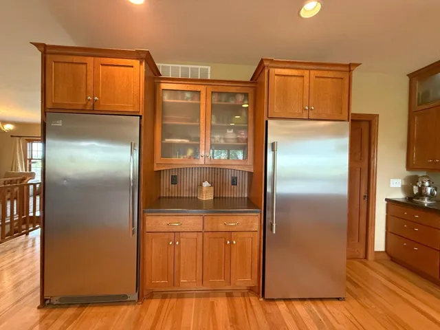 $747,000 | 17216 County Road 5 Northwest, New London, MN 56273