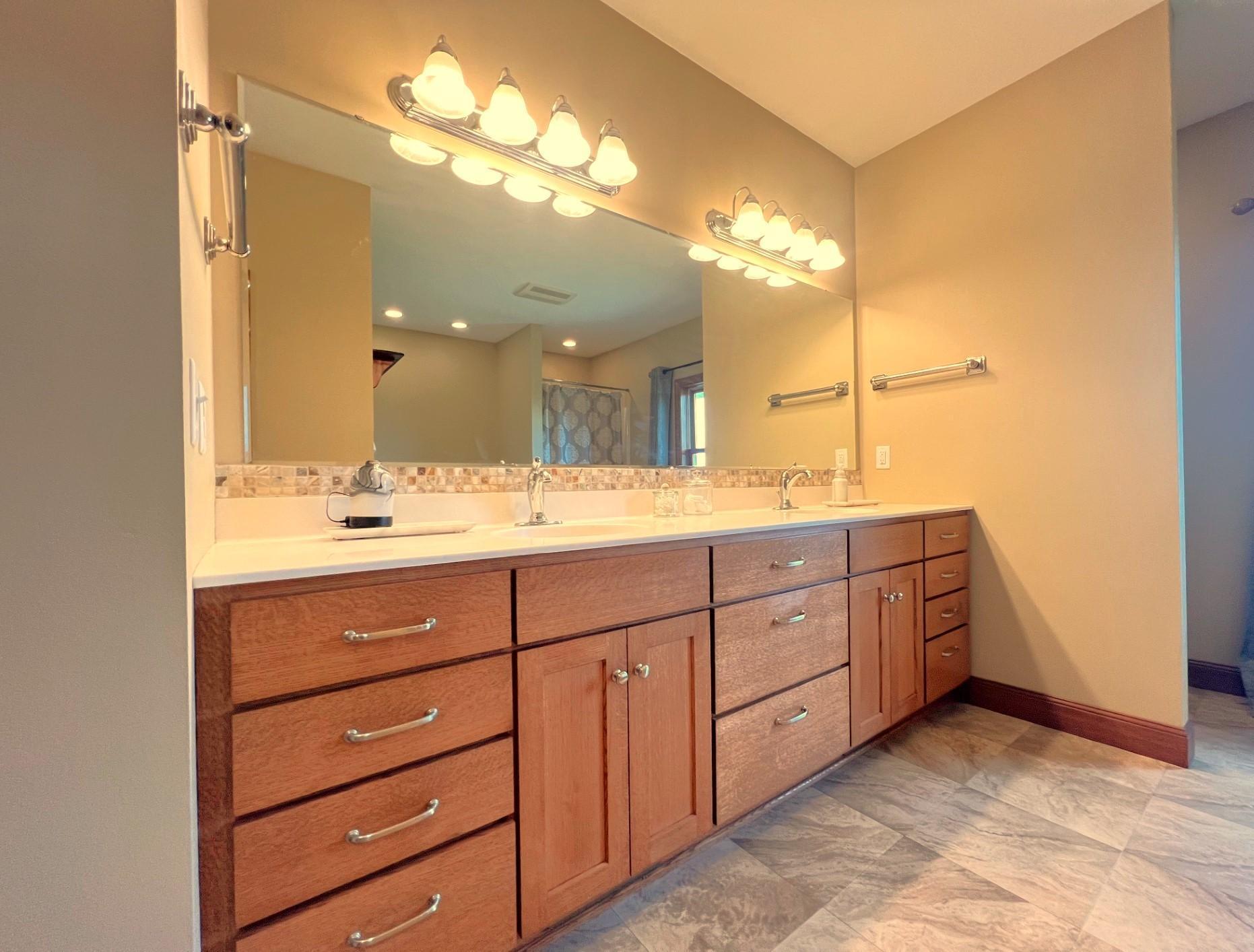 17216 County Road 5 Northwest New London, MN 56273 - Photo 39 of 84