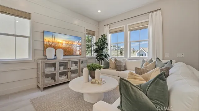 $749,990 | 27448 Shining Willow Lane, Newhall, CA 91381