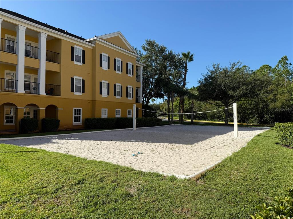 3707 Conroy Road, Unit 1731 Orlando, FL 32839 - Photo 34 of 40 a view of street with building in the background