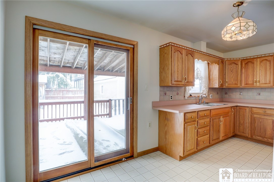 115 Myrtle Street Jamestown, NY 14701 - Photo 22 of 49