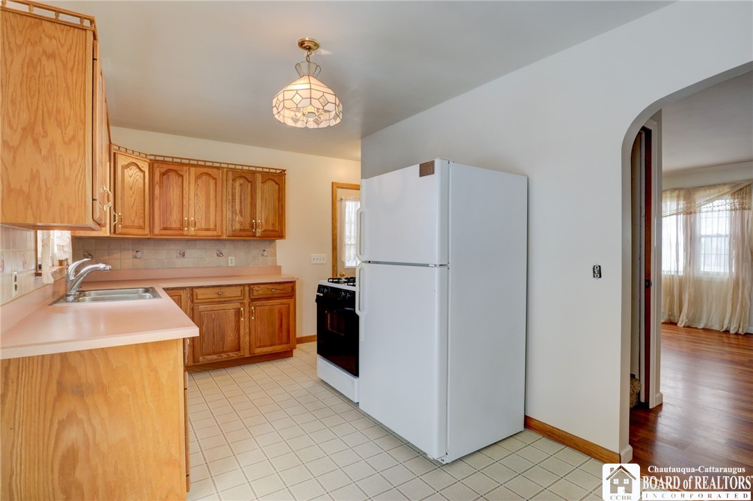 115 Myrtle Street Jamestown, NY 14701 - Photo 24 of 49