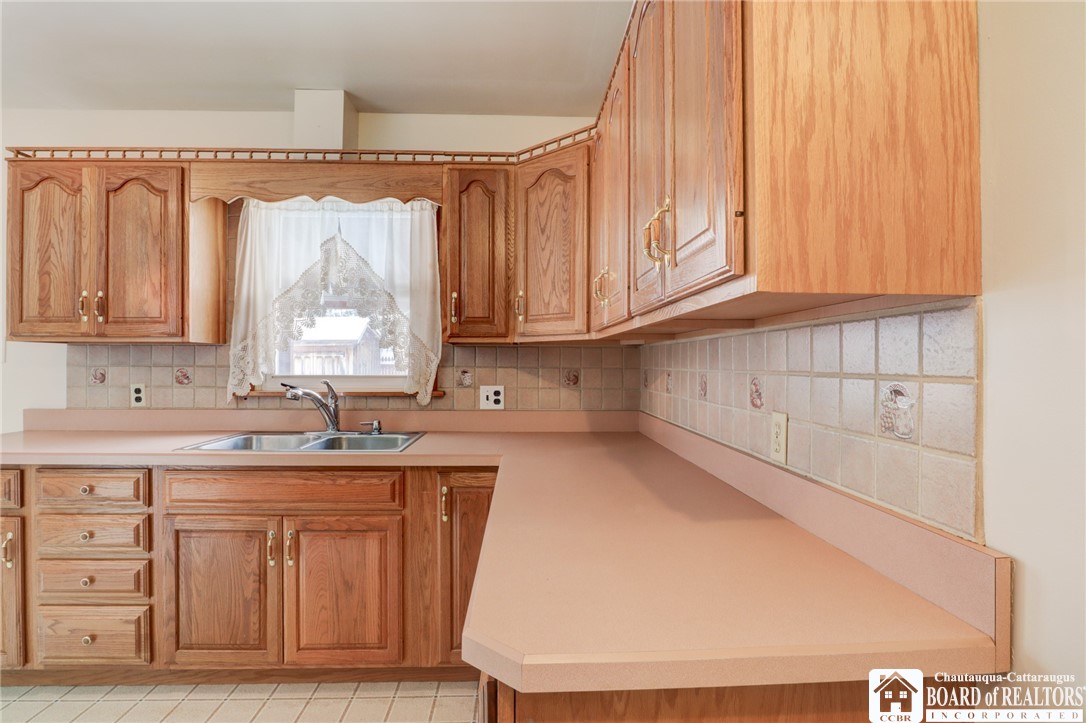 115 Myrtle Street Jamestown, NY 14701 - Photo 27 of 49