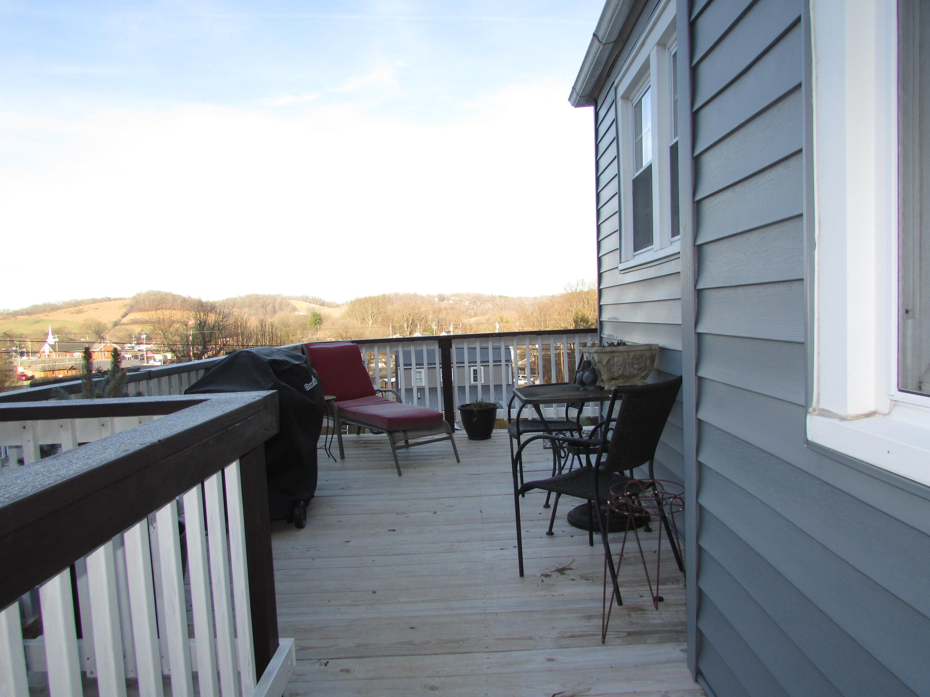 363 Pine Hill Road Elizabethton, TN 37643 - Photo 11 of 36 363 Pine Hill Road Elizabethton TN 37643