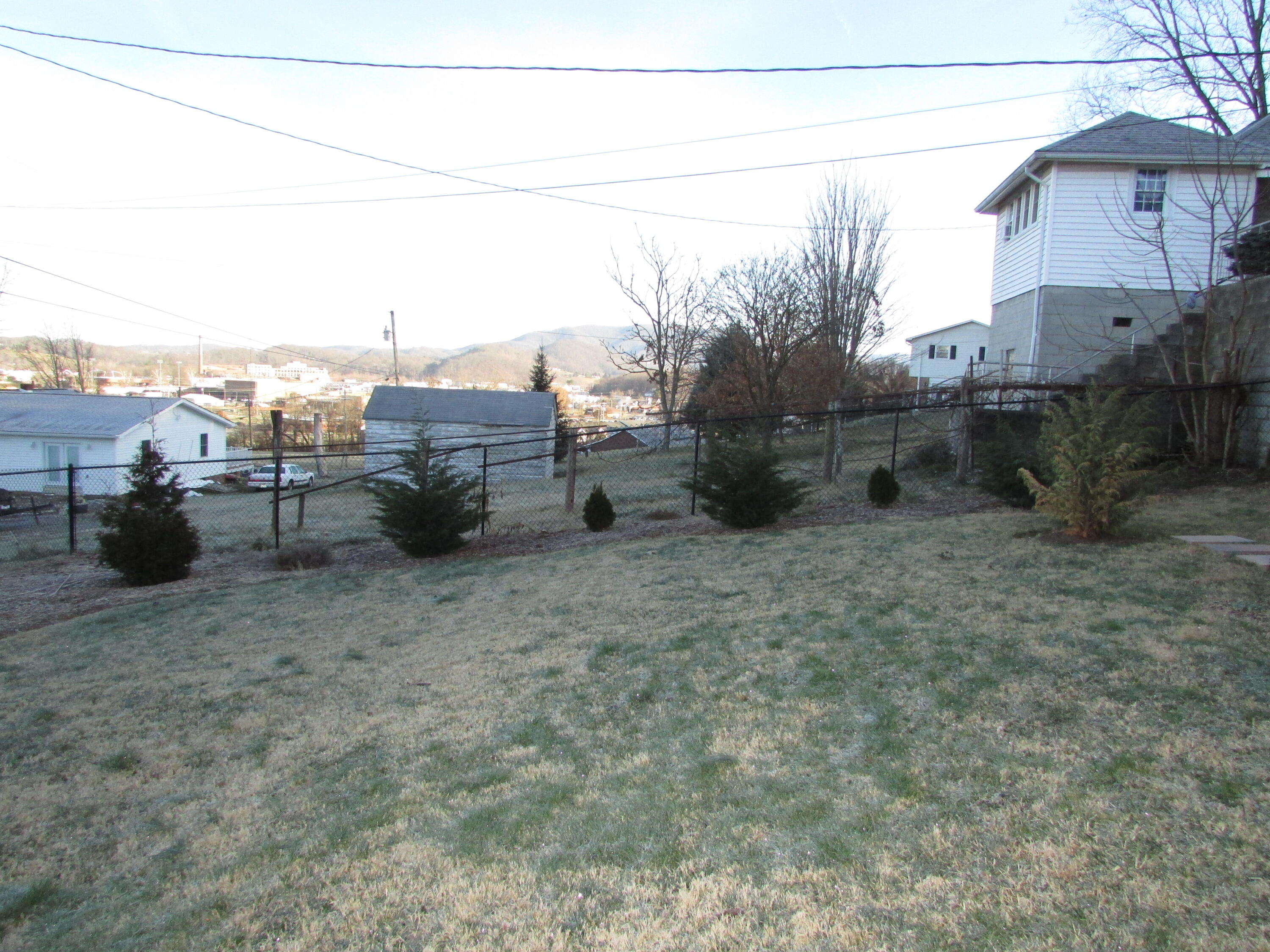 363 Pine Hill Road Elizabethton, TN 37643 - Photo 14 of 36 363 Pine Hill Road Elizabethton TN 37643
