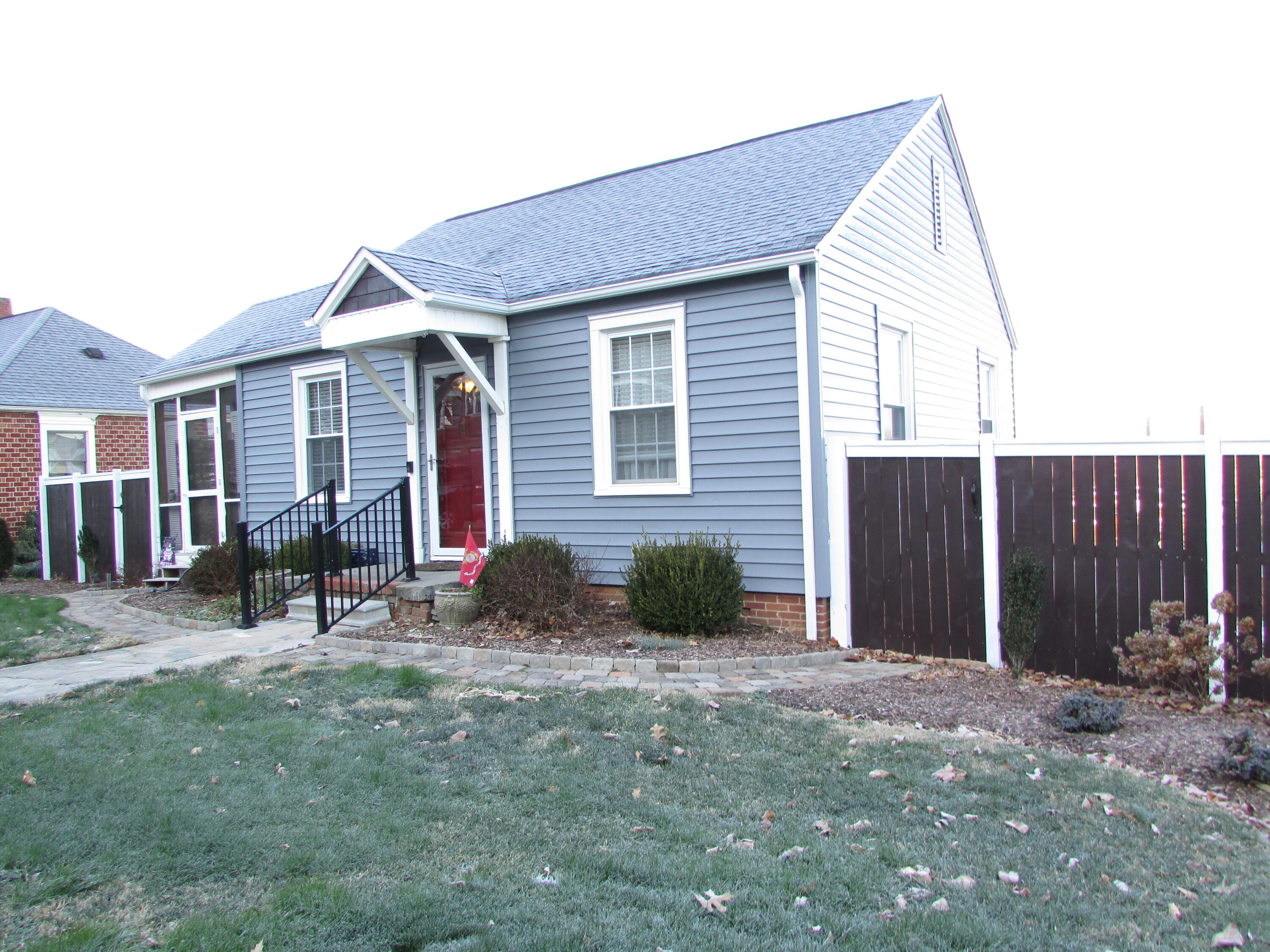 363 Pine Hill Road Elizabethton, TN 37643 - Photo 2 of 36 363 Pine Hill Road