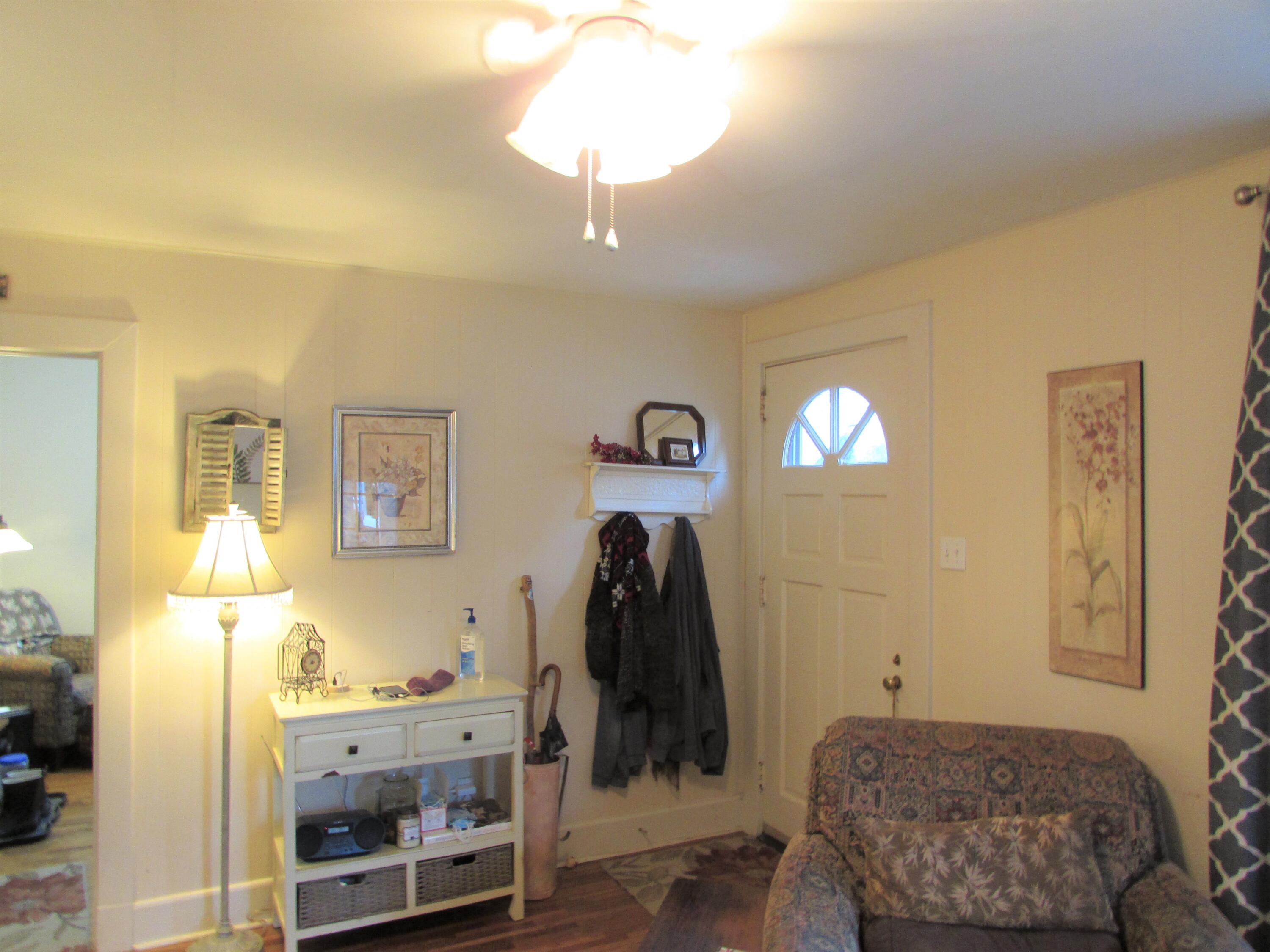 363 Pine Hill Road Elizabethton, TN 37643 - Photo 5 of 36 363 Pine Hill Road Elizabethton TN 37643