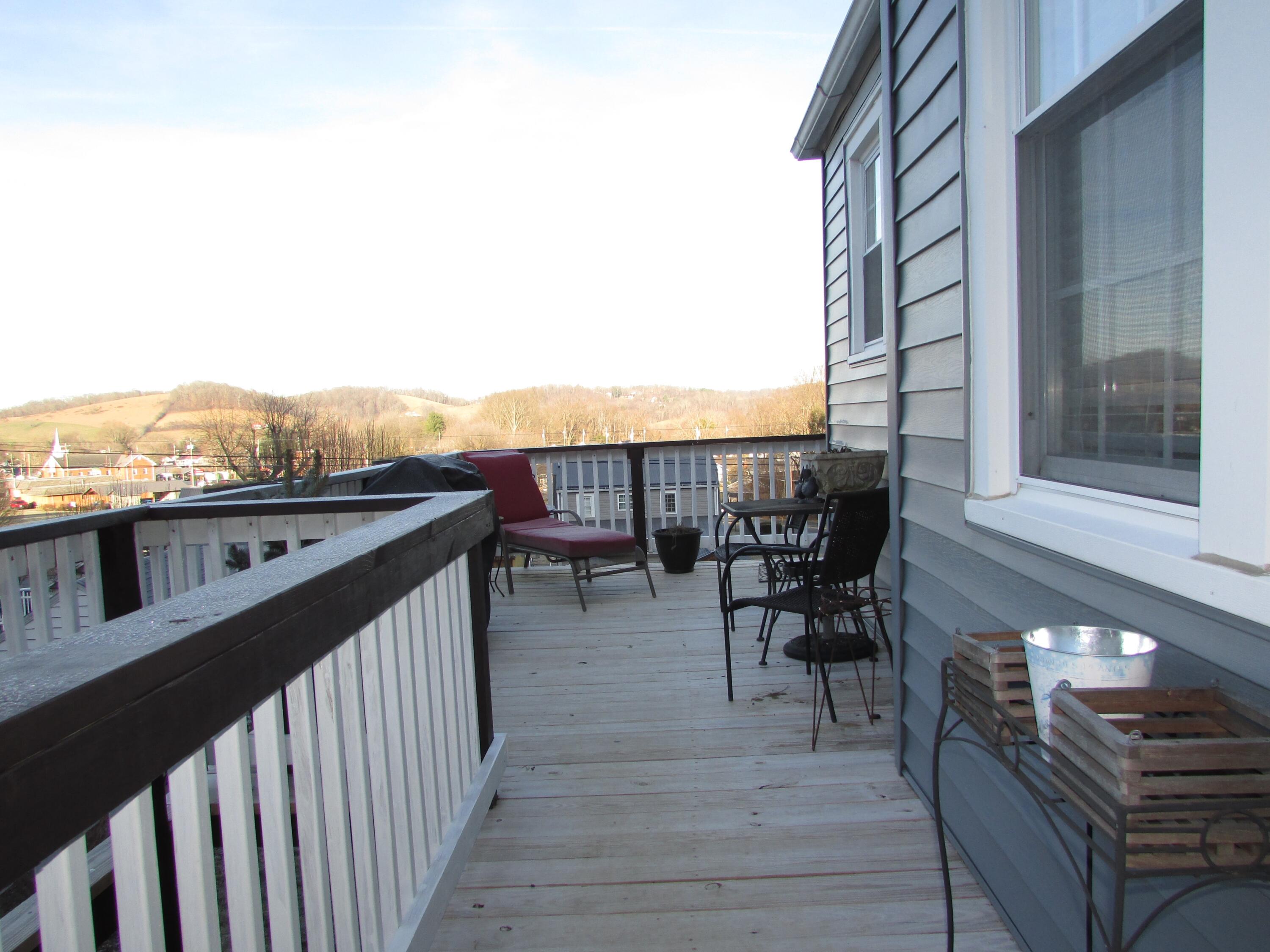 363 Pine Hill Road Elizabethton, TN 37643 - Photo 9 of 36 363 Pine Hill Road Elizabethton TN 37643