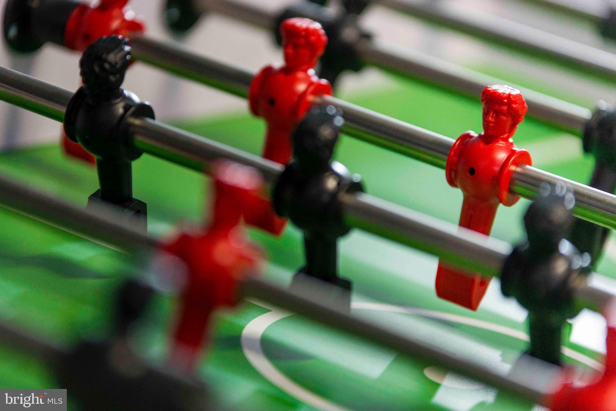 26 South Calvert Street, Unit 2BR Baltimore, MD 21202 - Photo 50 of 83 a view of swings