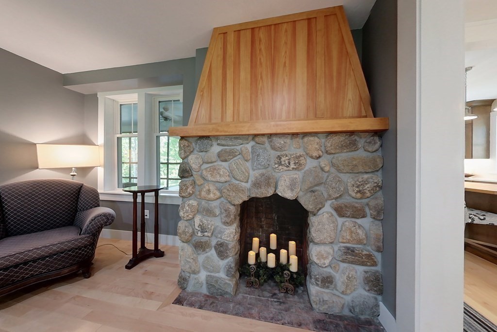 142 Pierce Road Townsend, MA 01469 - Photo 15 of 40