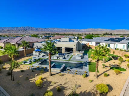 $1,050,000 | 74425 Zeppelin Drive, Palm Desert, CA 92211