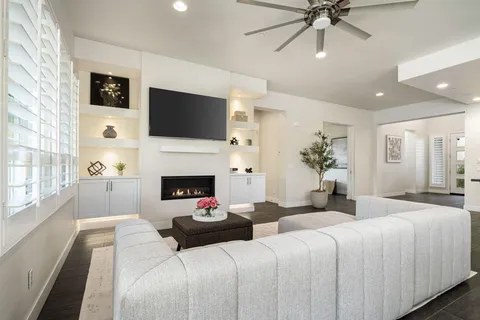 $1,050,000 | 74425 Zeppelin Drive, Palm Desert, CA 92211