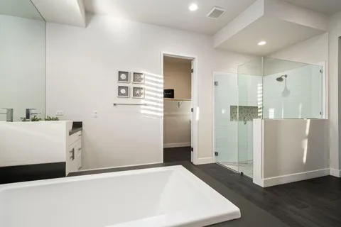 $1,050,000 | 74425 Zeppelin Drive, Palm Desert, CA 92211