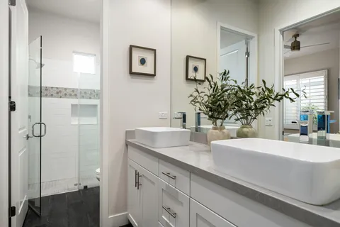 $1,050,000 | 74425 Zeppelin Drive, Palm Desert, CA 92211