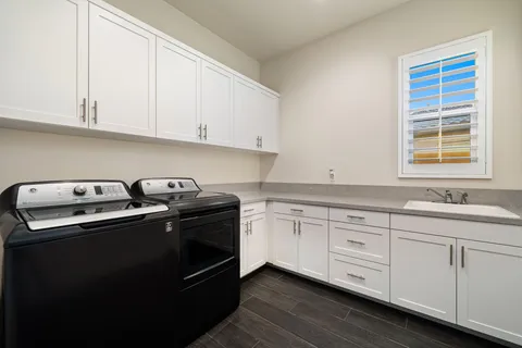 $1,050,000 | 74425 Zeppelin Drive, Palm Desert, CA 92211