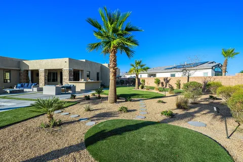 $1,050,000 | 74425 Zeppelin Drive, Palm Desert, CA 92211