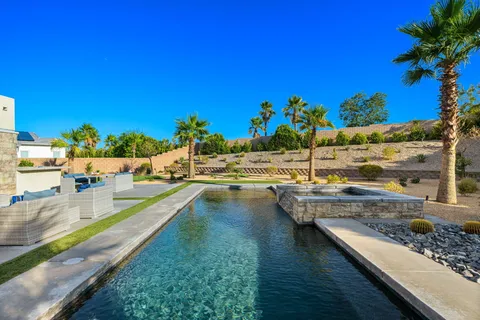 $1,050,000 | 74425 Zeppelin Drive, Palm Desert, CA 92211