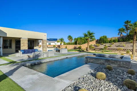 $1,050,000 | 74425 Zeppelin Drive, Palm Desert, CA 92211