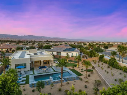 $1,050,000 | 74425 Zeppelin Drive, Palm Desert, CA 92211