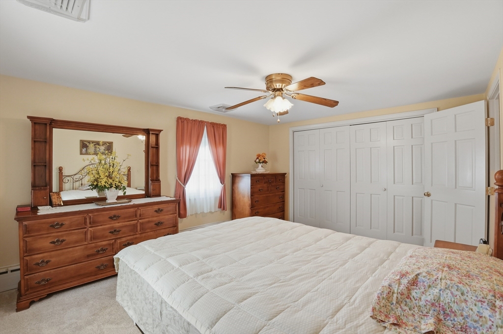 121 Wood Street Fall River, MA 02721 - Photo 31 of 41