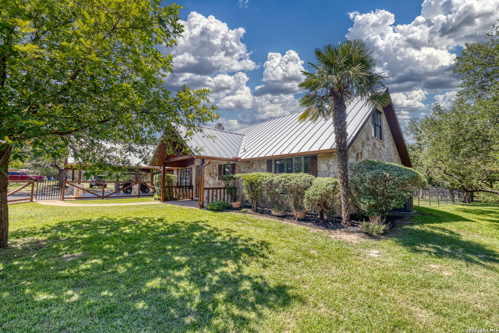 232 South River Pl Road Rio Frio, TX 78879 - Photo 4 of 39