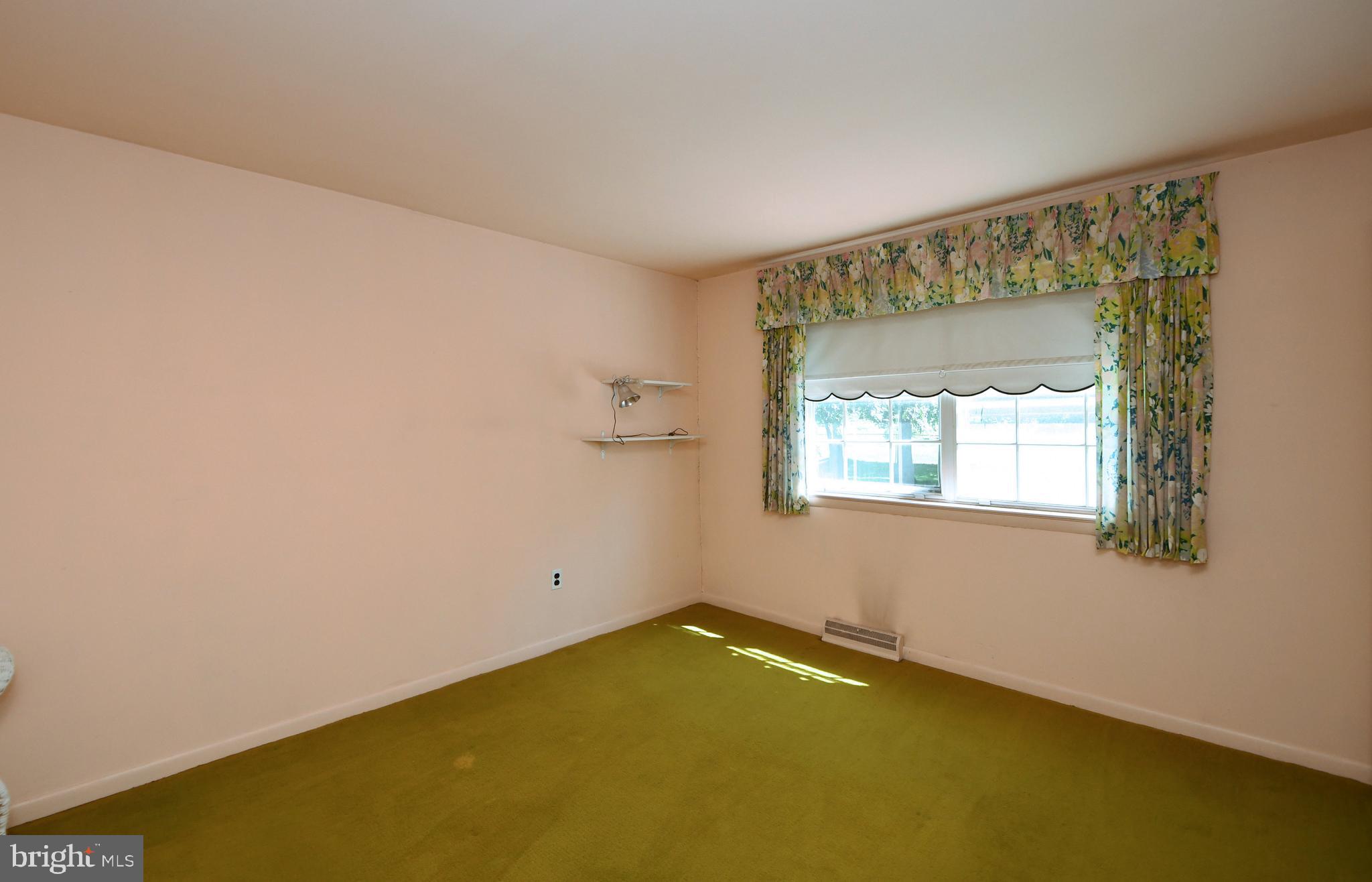 308 Paper Mill Road Oreland, PA 19075 - Photo 28 of 47 Bedroom #2
