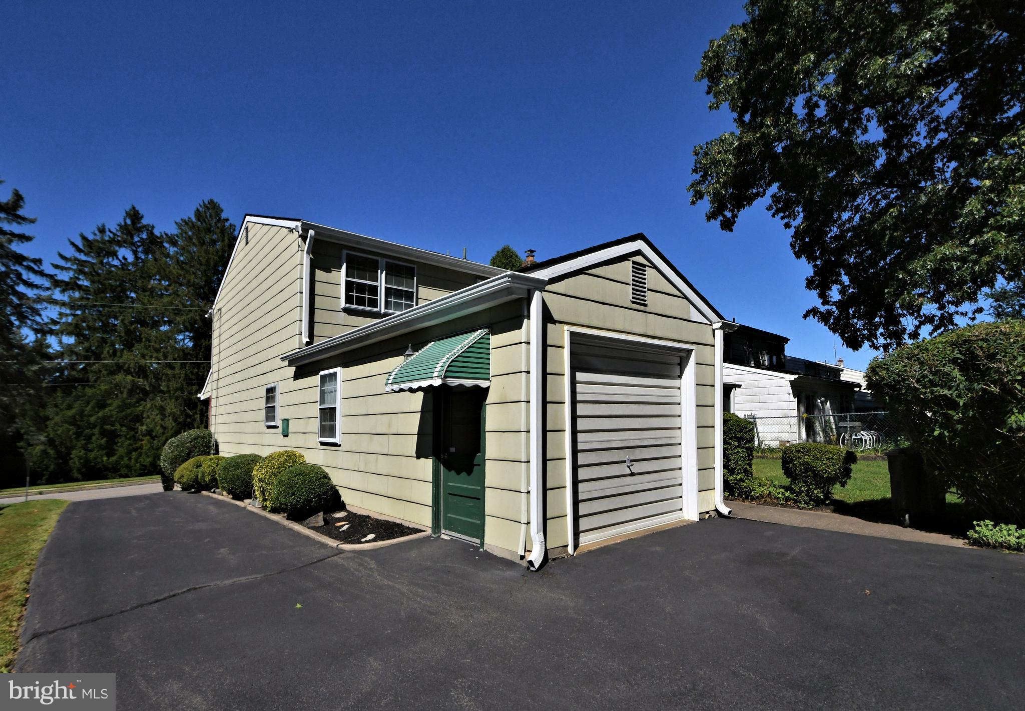 308 Paper Mill Road Oreland, PA 19075 - Photo 42 of 47 Garage w/ rear entrance