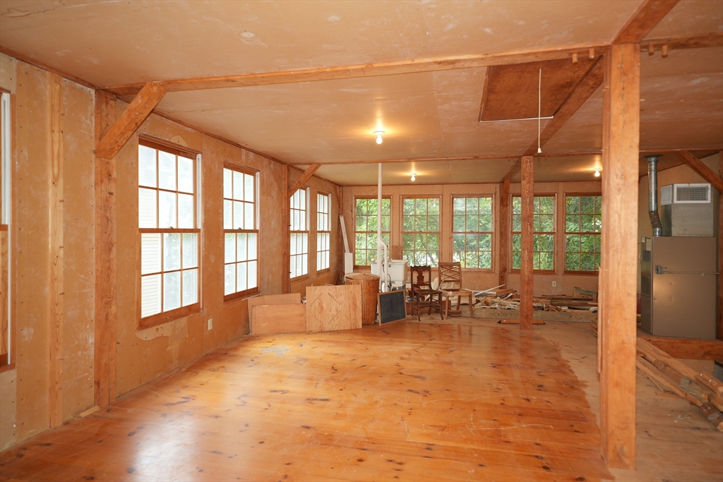 192 Warren Street Waltham, MA 02453 - Photo 20 of 24 Gallery Image 20