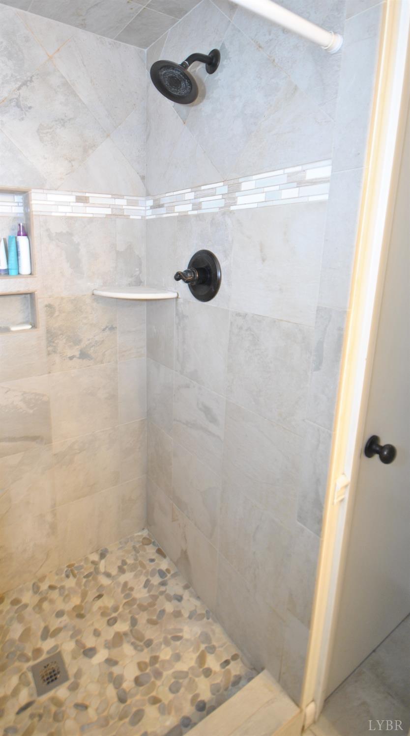 3350 Roaring Run Road Goode, VA 24556 - Photo 64 of 90 Apt Custom Tile Shower