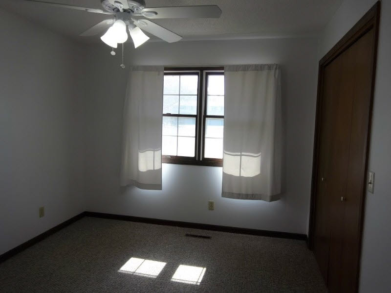 2048 Dewyse Road Bay City, MI 48708 - Photo 15 of 32