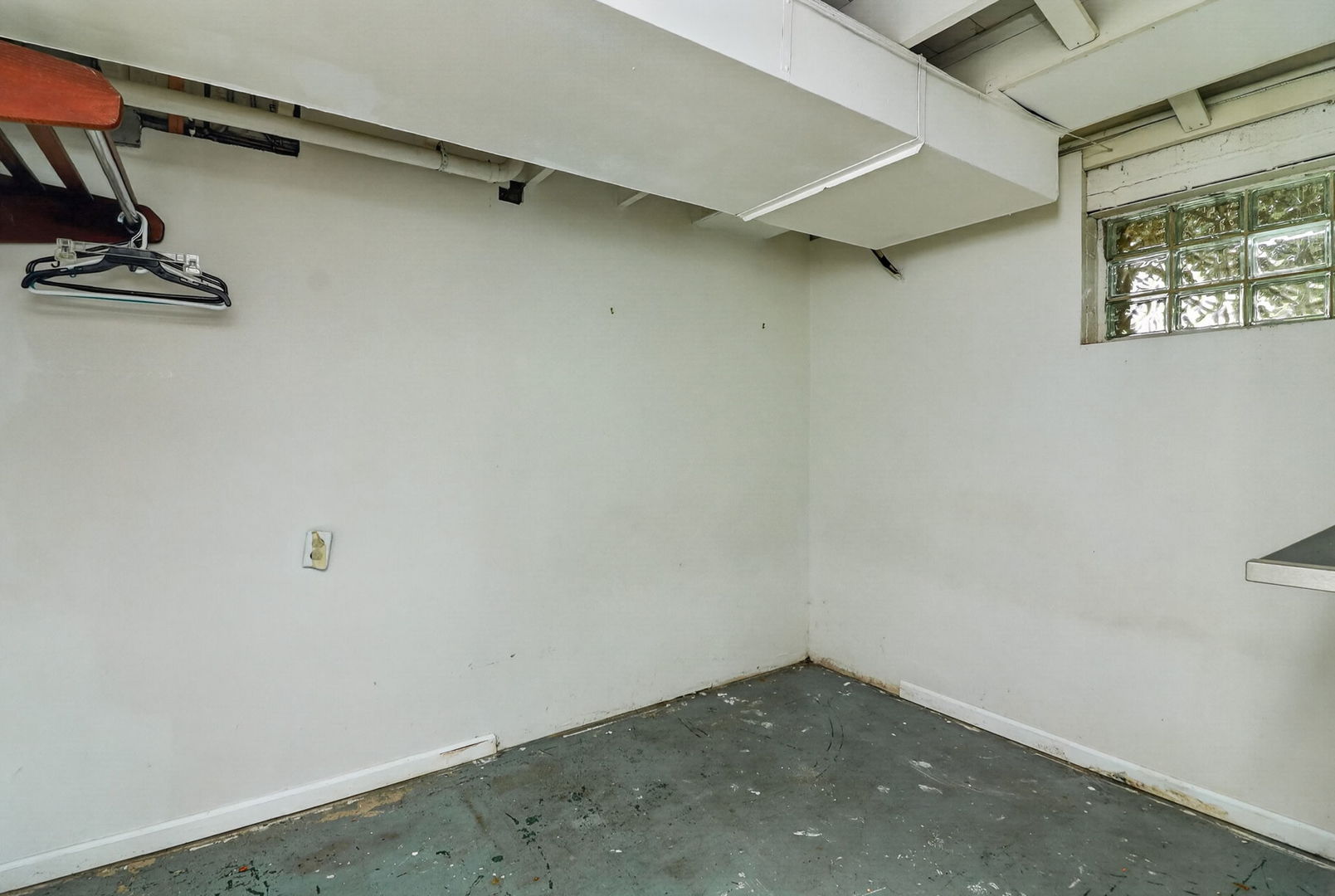 2213 Park Avenue North Riverside, IL 60546 - Photo 15 of 20 wooden floor in a room